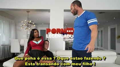 Legendado corno pegou no flagra madrasta transando com seu filho